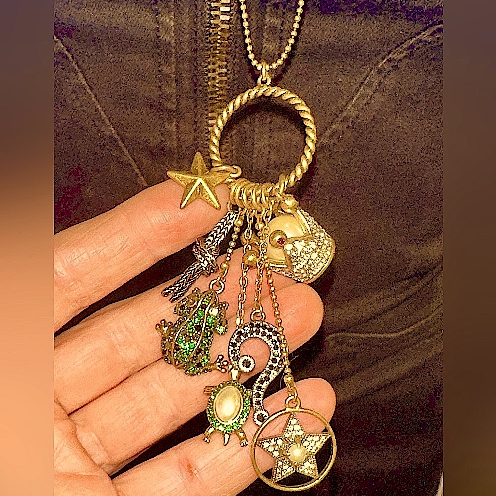 NEW NWT Marc Jacobs charm charms necklace frog crown star ⭐️